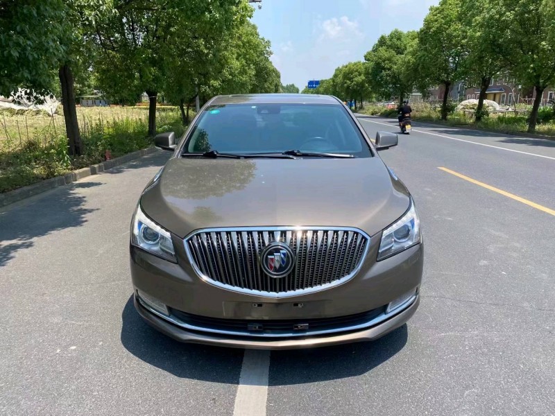 嘉兴16年别克君越1