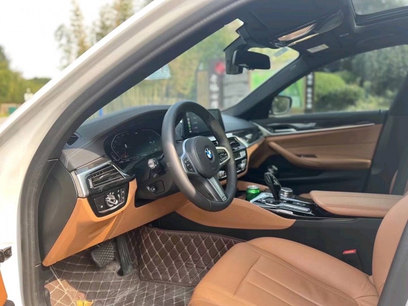 徐州20年宝马5系6