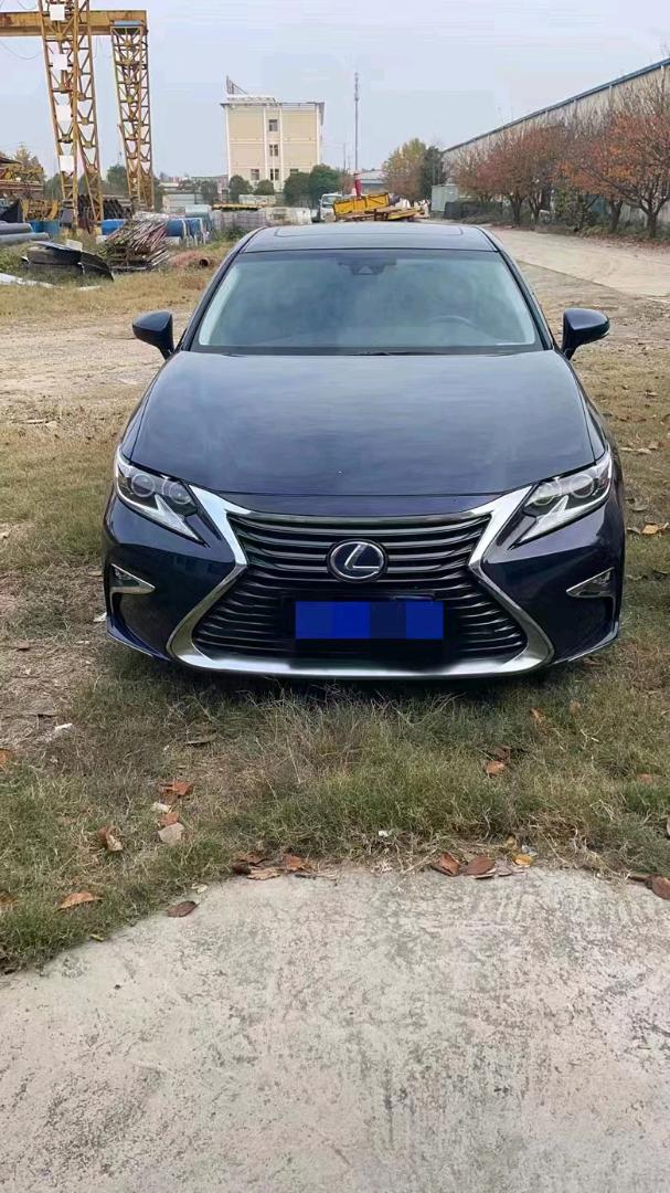 邯郸16年雷克萨斯ES6