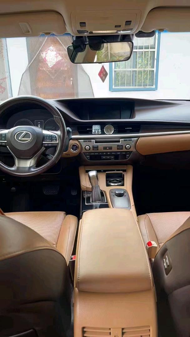 邯郸16年雷克萨斯ES4
