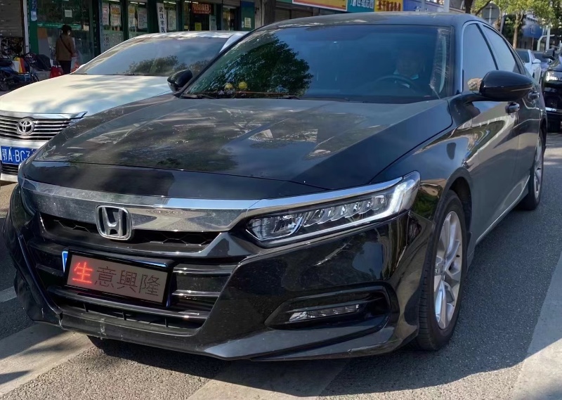 武汉21年本田雅阁2