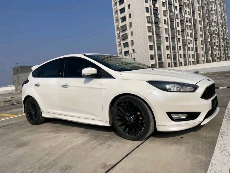 盐城17年福特福克斯5