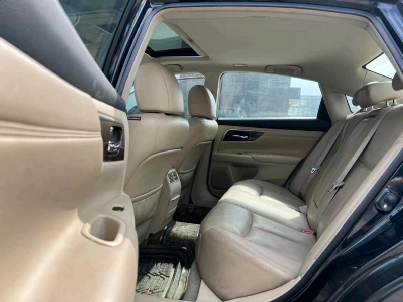 东莞13年日产天籁4