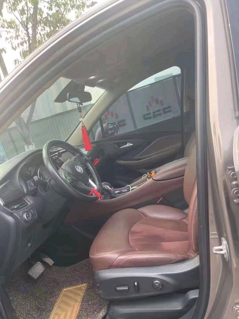 重庆18年别克昂科威2