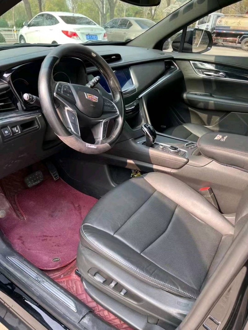 北京19年凯迪拉克XT57