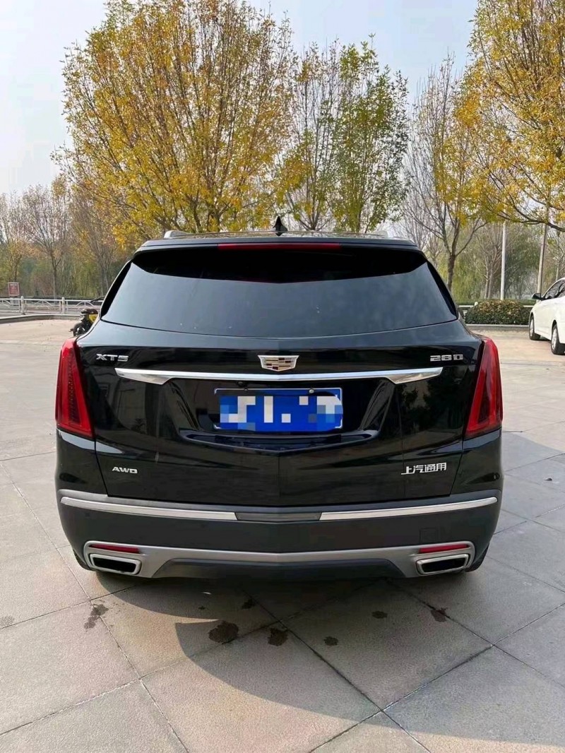 北京19年凯迪拉克XT58