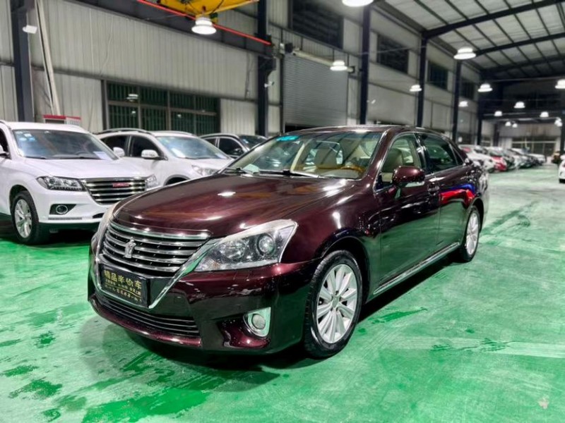 东莞14年丰田皇冠2