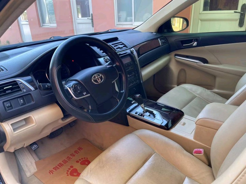 邯郸16年丰田凯美瑞4