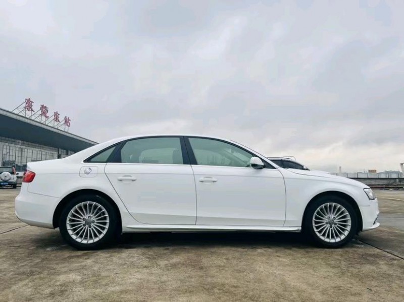 东莞16年奥迪A4L8