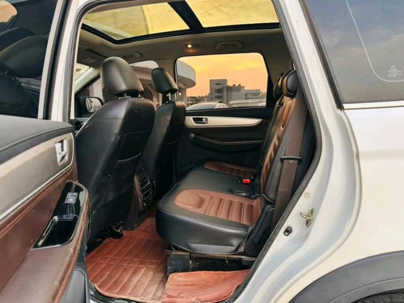 东莞17年东风景逸4