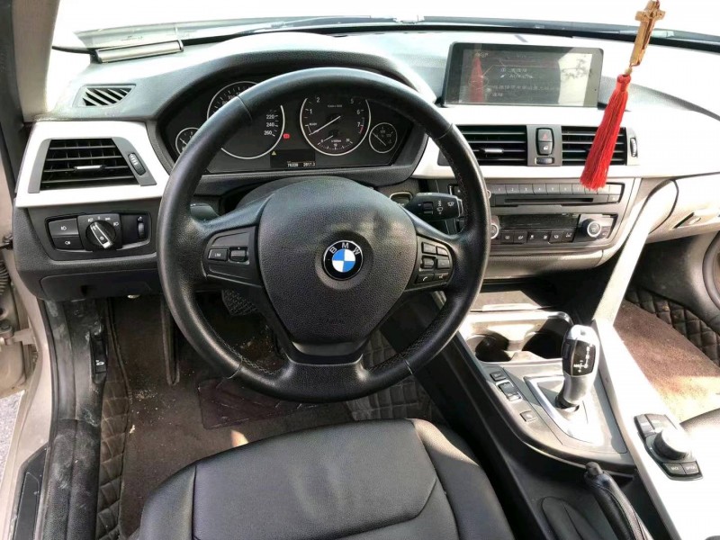 保定15年宝马3系5