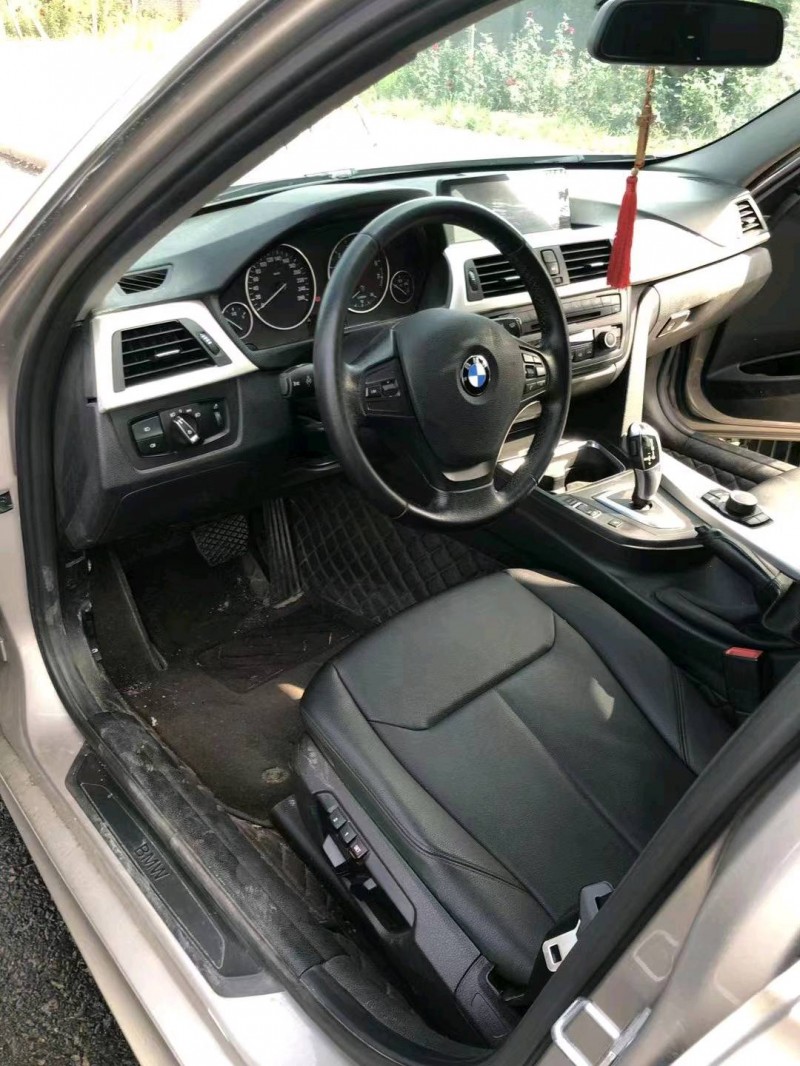 保定15年宝马3系4