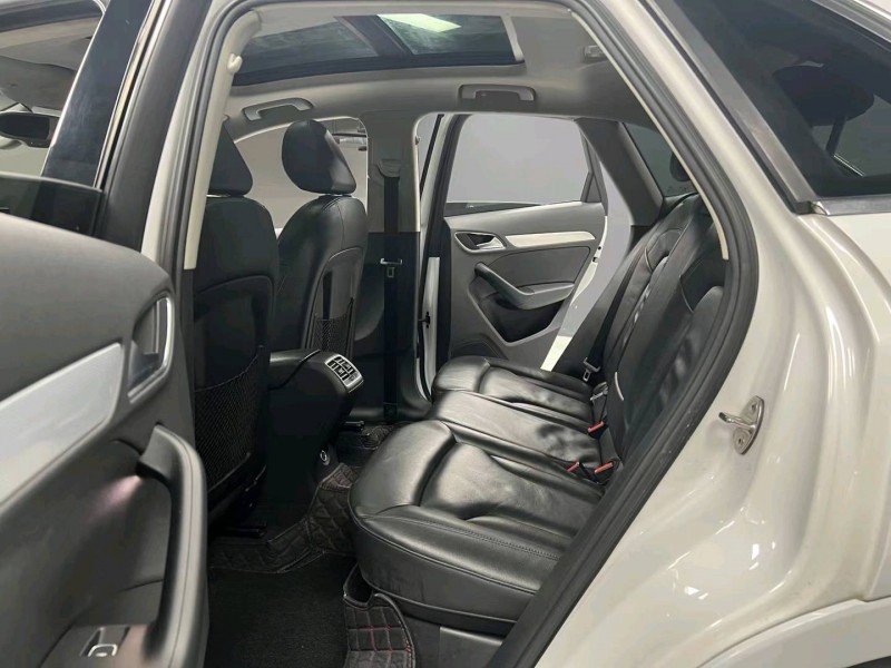 成都15年奥迪Q33