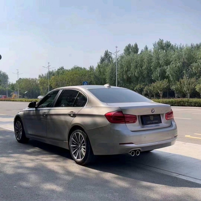 北京18年宝马3系9