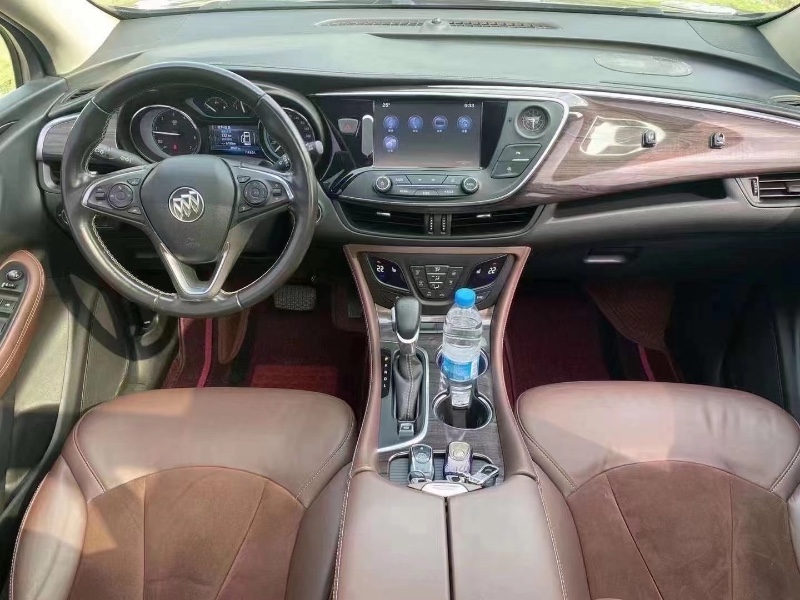 泰州17年别克昂科威3