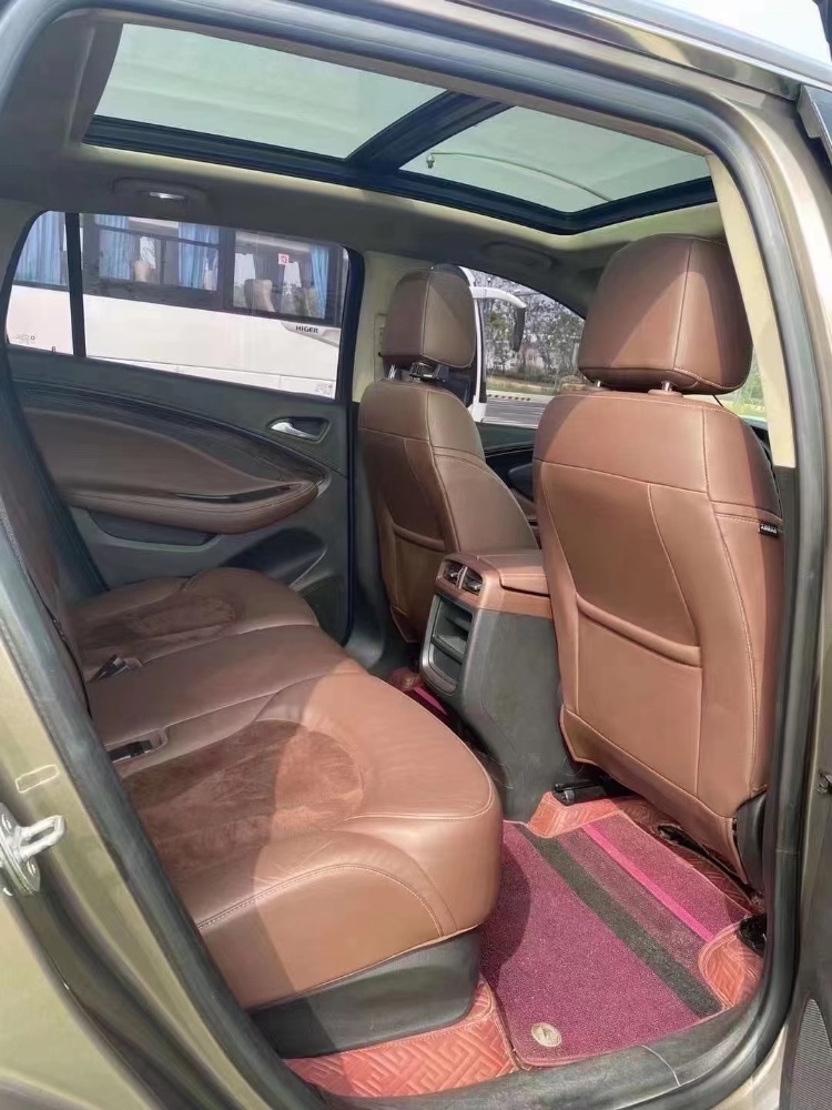 泰州17年别克昂科威1