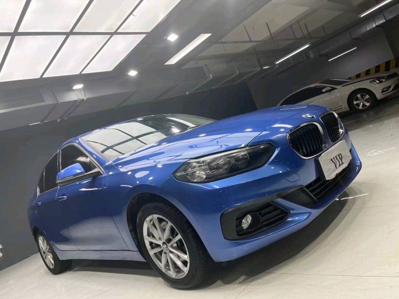 成都18年宝马1系2