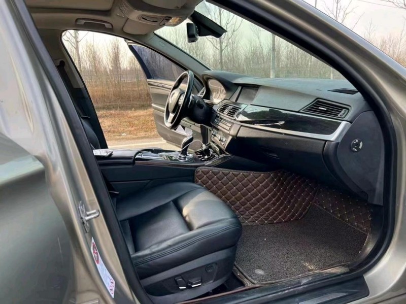 徐州11年宝马5系8