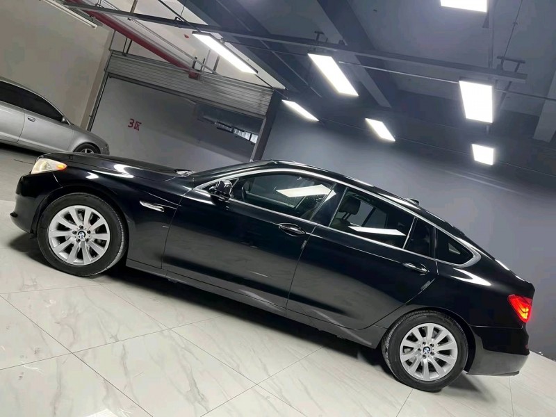 成都11年宝马5系GT3