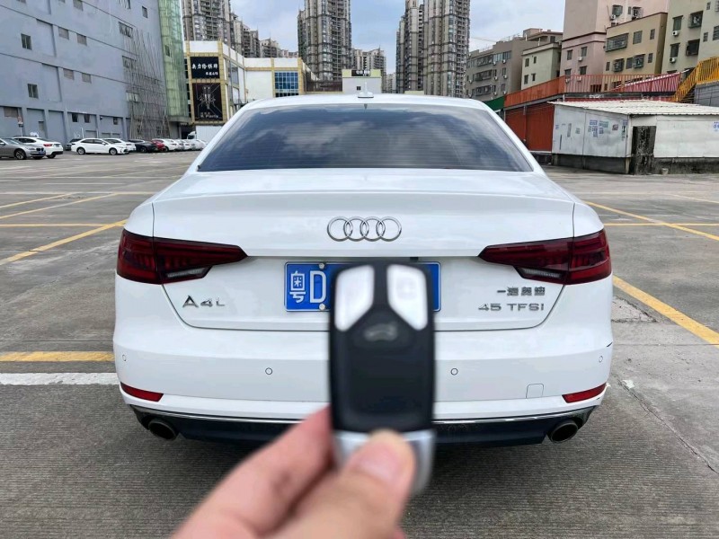 广州19年奥迪A4L9