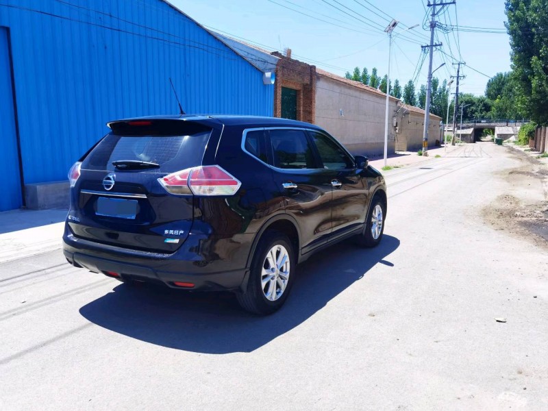 邯郸16年日产奇骏5