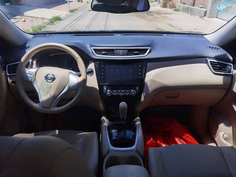 邯郸16年日产奇骏1