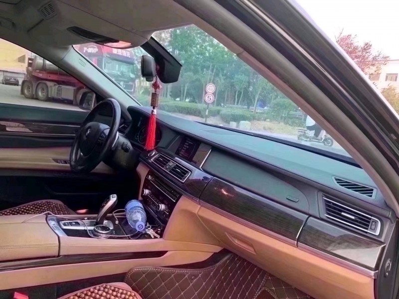 北京14年宝马7系9