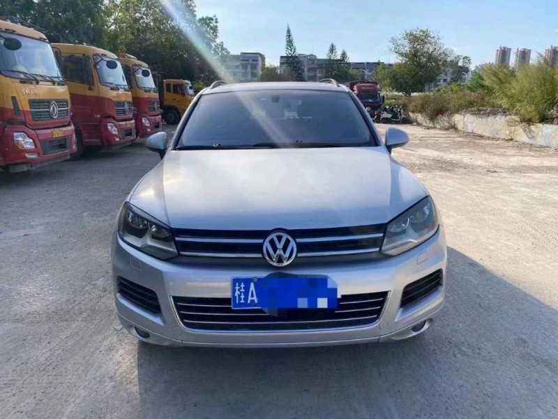 邯郸12年大众途锐1