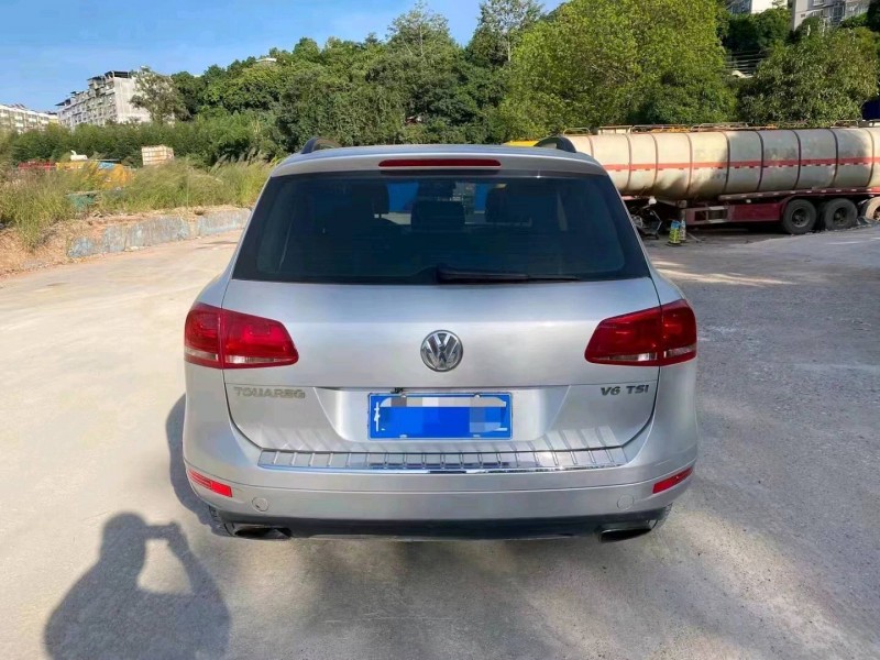 邯郸12年大众途锐3