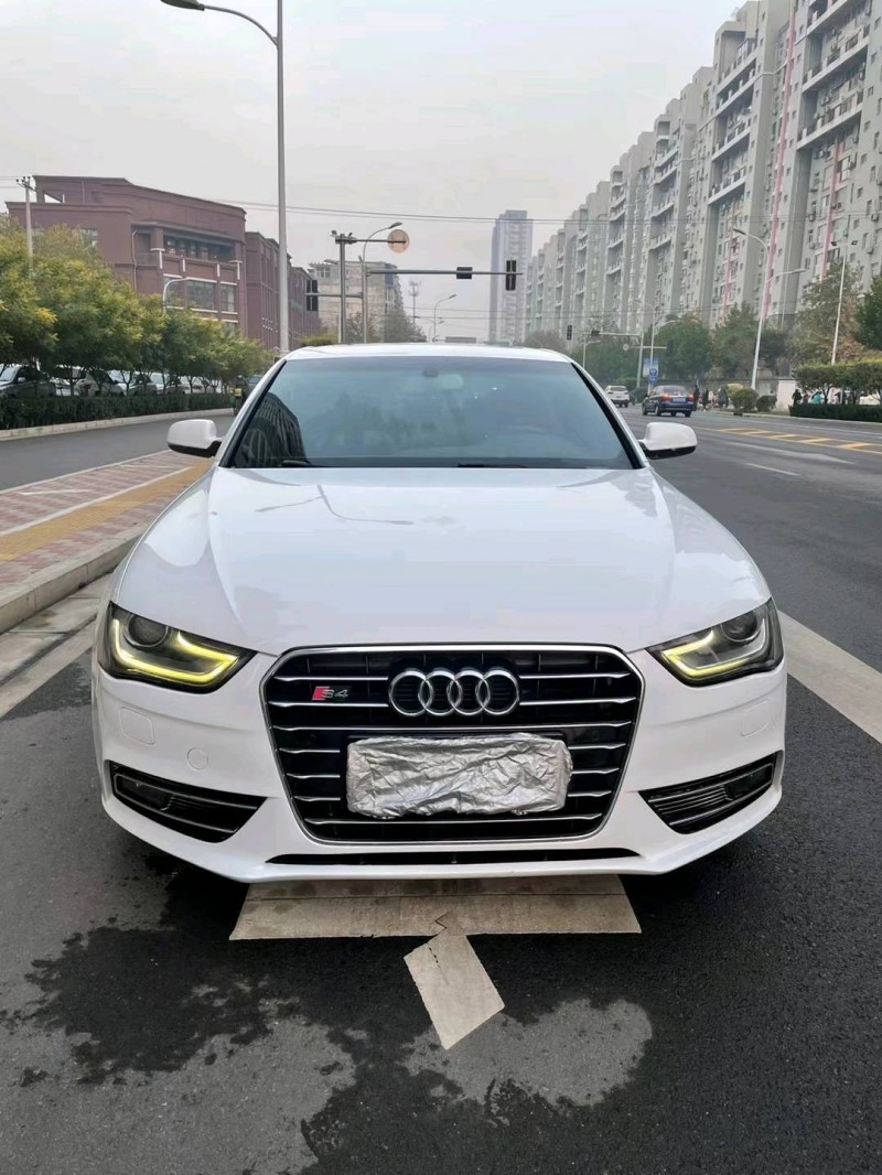 石家庄15年奥迪A4L1