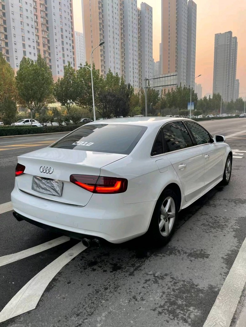 石家庄15年奥迪A4L8