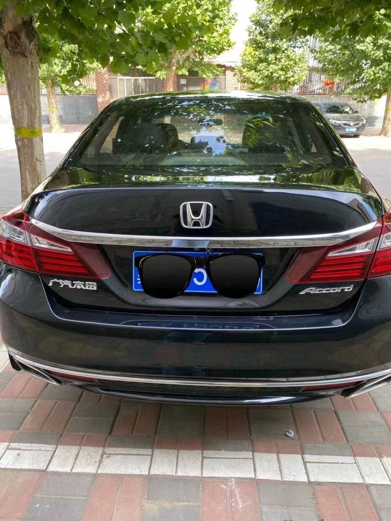 邯郸17年本田雅阁7