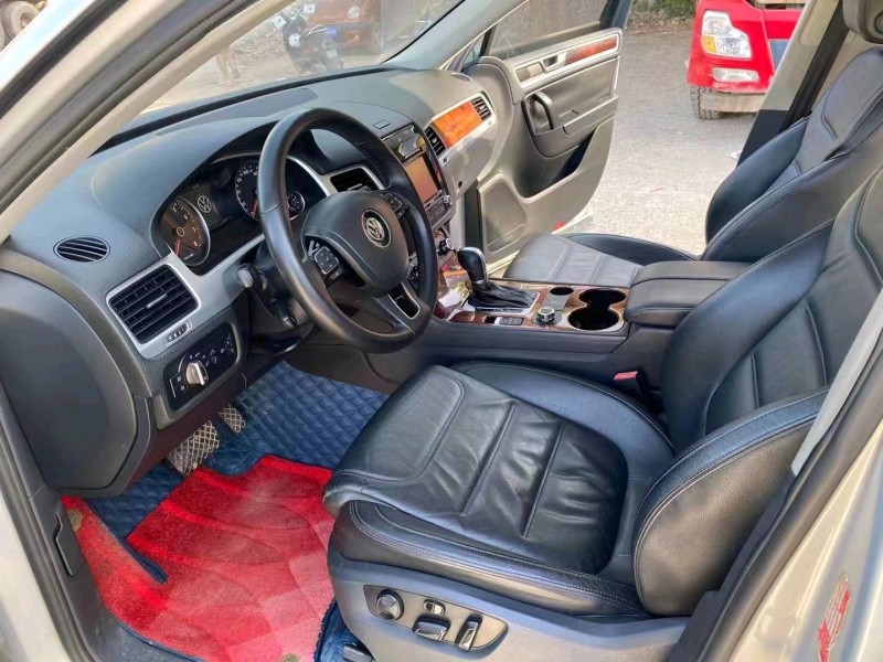 邯郸12年大众途锐8