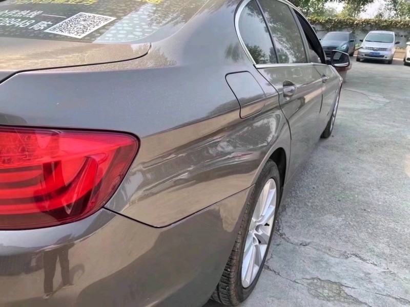 济宁13年宝马5系6