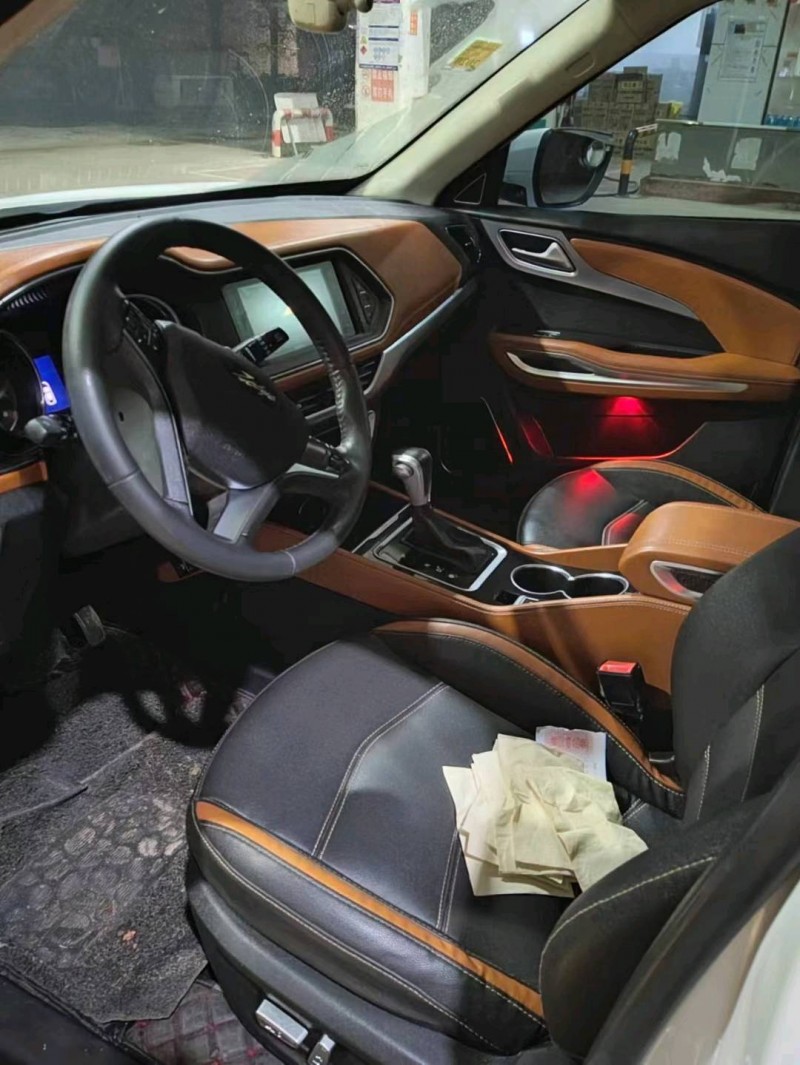 邯郸18年众泰T3002