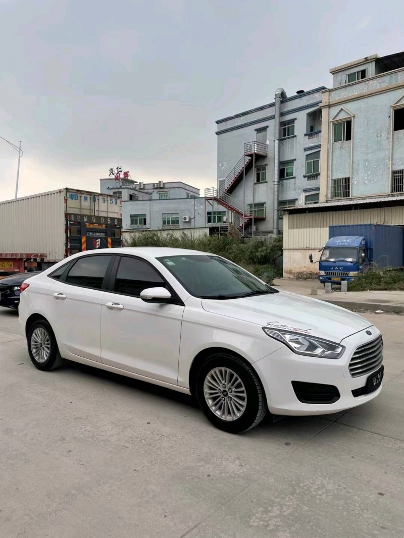 东莞18年福特福睿斯6