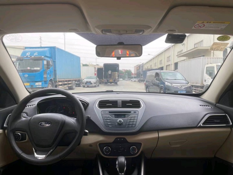 东莞18年福特福睿斯3