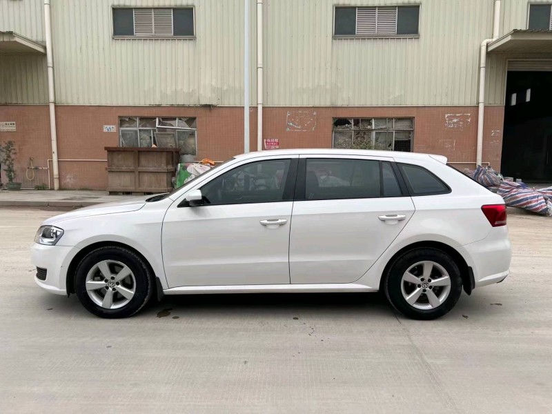 东莞15年大众朗行8