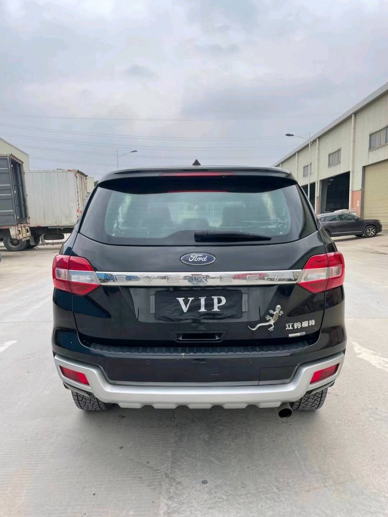 东莞18年福特撼路者9