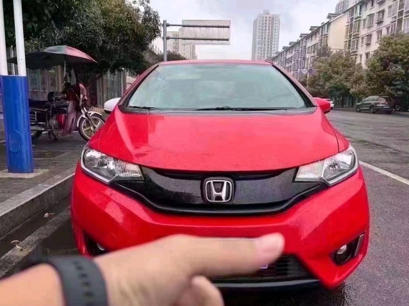 重庆17年本田飞度1