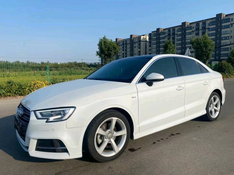 徐州17年奥迪A38