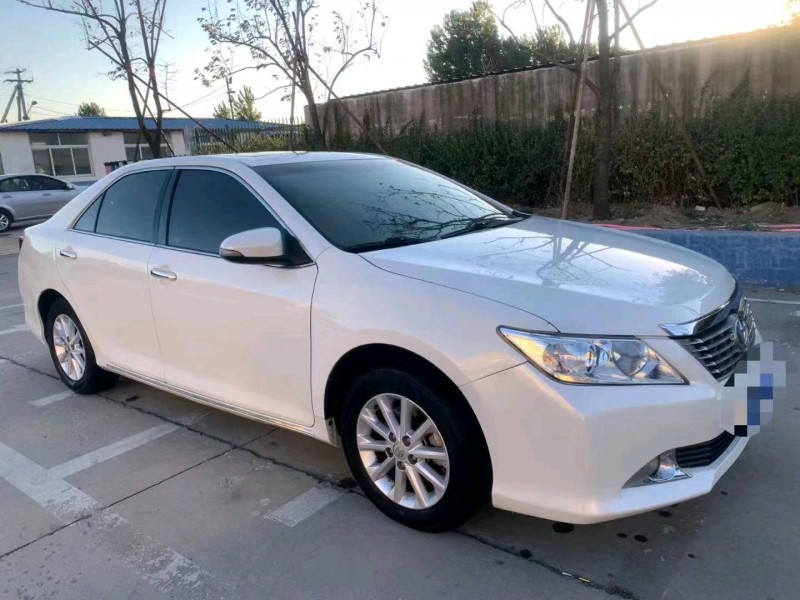 邯郸14年丰田凯美瑞5