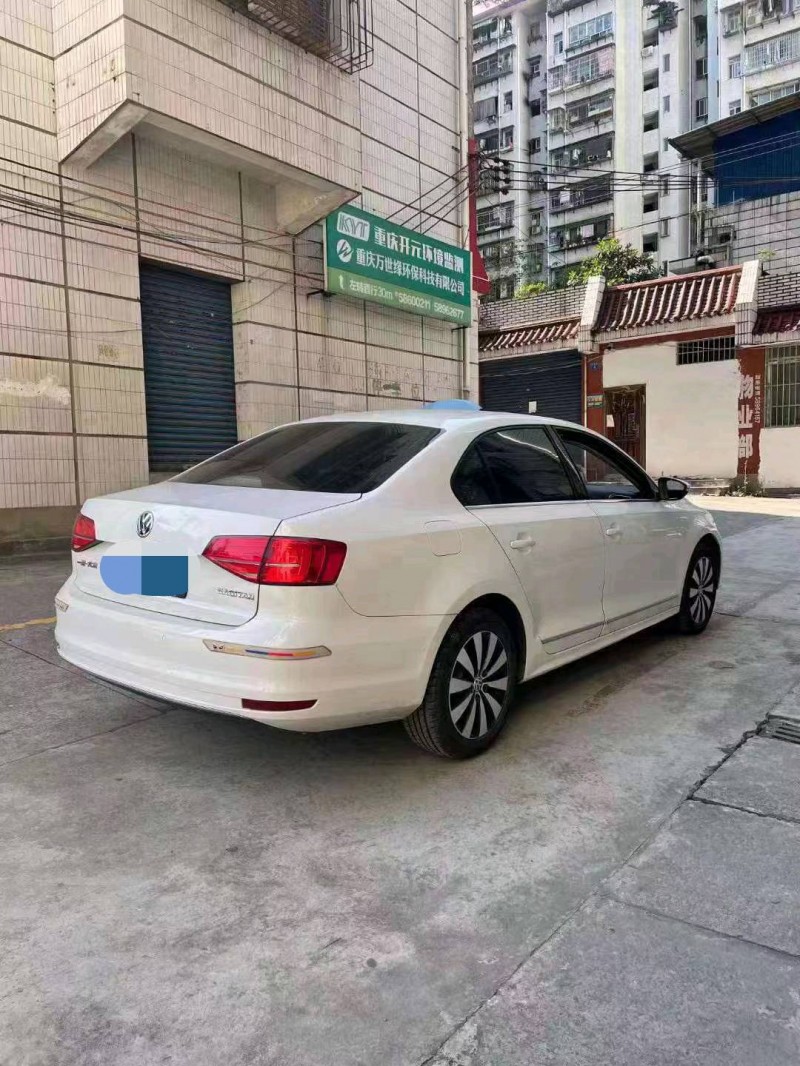 重庆18年大众速腾4
