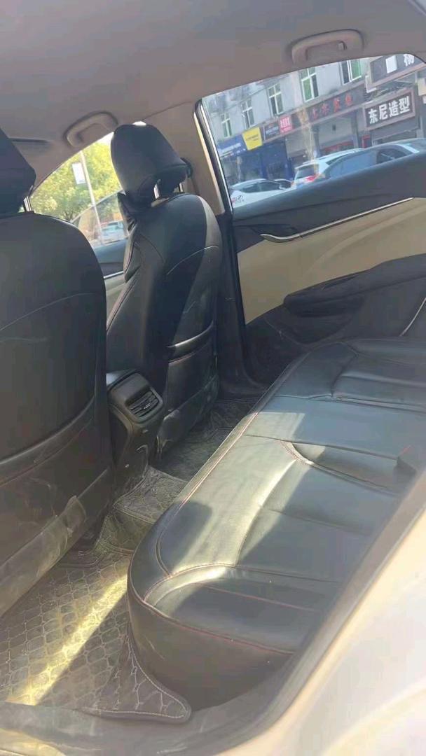 重庆17年别克英朗3