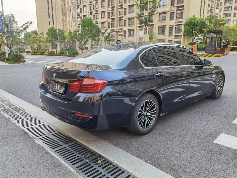 苏州16年宝马5系8