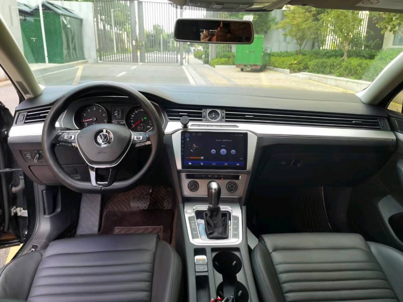 苏州19年大众迈腾4