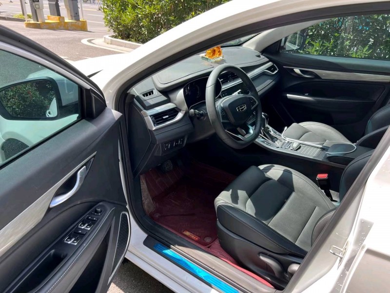 盐城20年吉利帝豪4