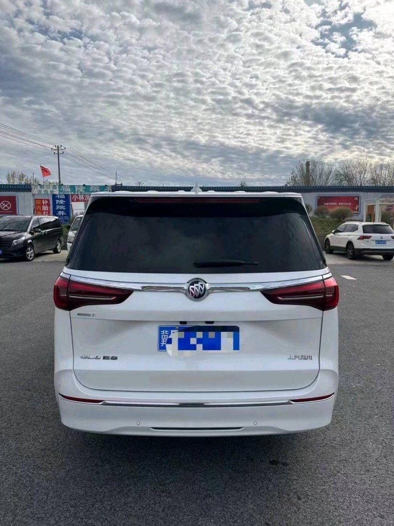 石家庄20年别克陆尊1