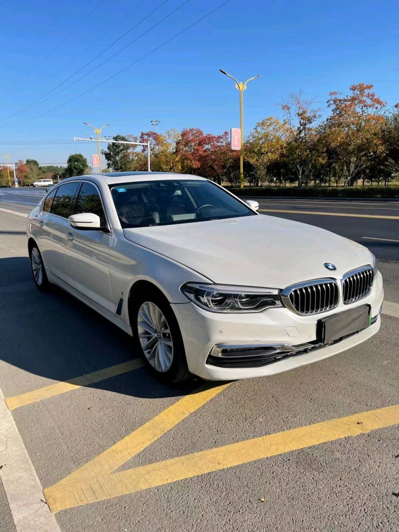 徐州19年宝马5系3