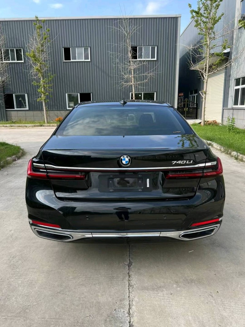 徐州20年宝马7系9